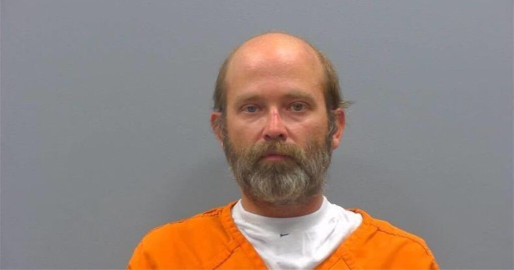Missing Teen Girl Found Months Later with Balding Middle-Aged Man, Dad Says She Was ‘Brainwashed’