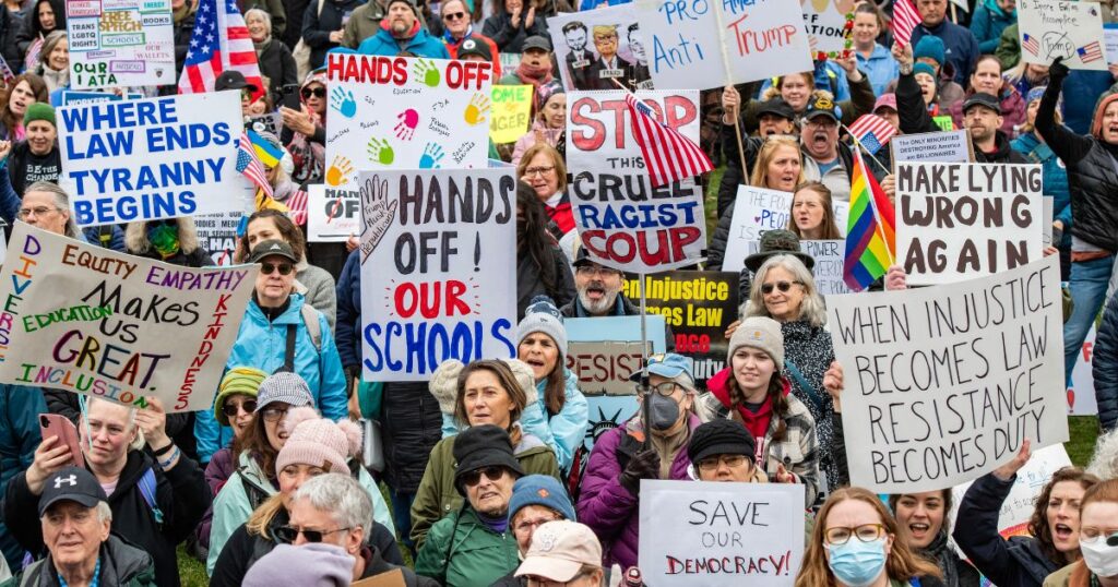Data Guru: We Looked at Phone GPS Info of Anti-Trumpers in Chicago, Discovered Treasure Trove of Incriminating Info