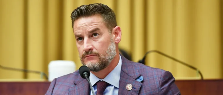 No Warrant, No Flock: GOP Bill Would Cut Off Access—and Grants